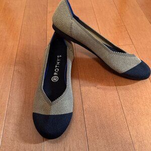 Imitation Rothy shoes in Tan tweed with rounded black toes + soles in Women's 9